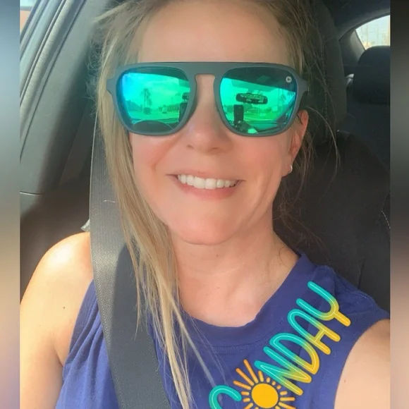 Like for Updates! 🦩🌸🌺 - Picture 5 of 7